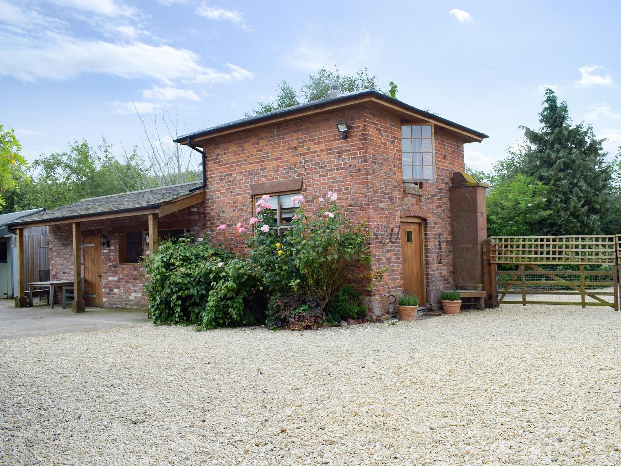 Pepperpot Lodge Baschurch Exterior photo